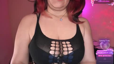 Snapshot of stefanyhotmilf chatting on March 3, 2025, 3:20 pm stefany online show from March 3, 2025, 3:20 pm