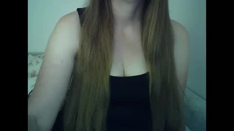 stefffa8009 online show from April 24, 2026, 8:39 am