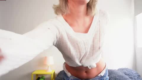 Stef online show from April 10, 2026, 6:01 pm