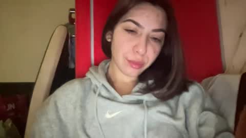 Snapshot of stefy_glow chatting on March 4, 2025, 1:55 am stefy_glow online show from March 4, 2025, 1:55 am