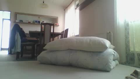 steki038434 online show from October 5, 2025, 8:12 am