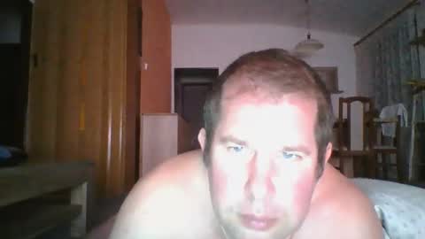Snapshot of steki038434 chatting on May 3, 2026, 7:42 pm steki038434 online show from May 3, 2026, 7:42 pm