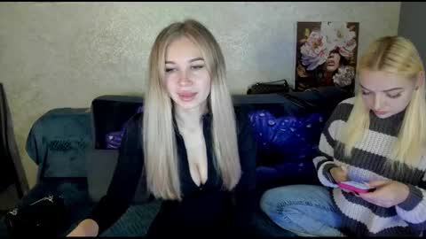 Stella  Cox online show from November 20, 2025, 12:38 pm