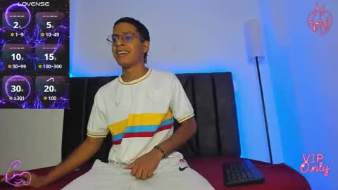 Snapshot of stella_drake chatting on February 13, 2026, 1:18 pm Drake online show from February 13, 2026, 1:18 pm