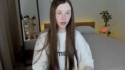 Snapshot of stella_sunny chatting on June 27, 2026, 10:04 pm stella_sunny online show from June 27, 2026, 10:04 pm