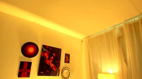 Asella online show from May 22, 2026, 8:32 am