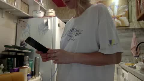 stella_walters online show from June 10, 2026, 11:46 pm