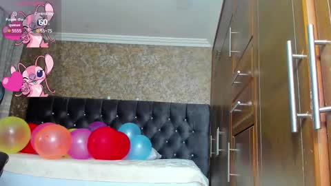 Estella online show from February 24, 2025, 8:58 pm