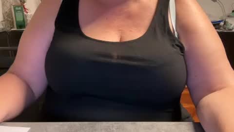 stellaaltamarea online show from September 30, 2025, 10:48 pm