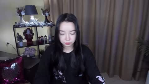 StellaCharm online show from January 14, 2026, 12:33 pm