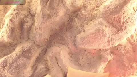 S T E L L A online show from April 13, 2026, 10:37 pm