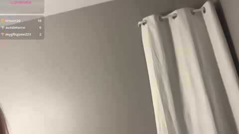 Snapshot of stellacorbet chatting on October 15, 2025, 3:39 am stellacorbet online show from October 15, 2025, 3:39 am