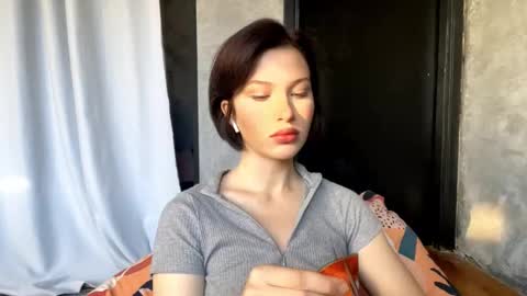 Snapshot of stellafeulner chatting on September 26, 2025, 7:23 am Lina online show from September 26, 2025, 7:23 am