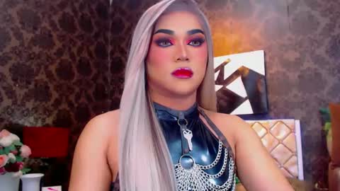 CALL ME STELLA online show from January 23, 2025, 9:39 am