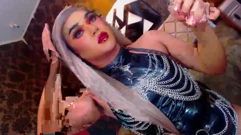 CALL ME STELLA online show from January 31, 2025, 1:23 pm