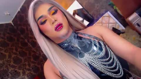 CALL ME STELLA online show from February 5, 2025, 1:22 pm