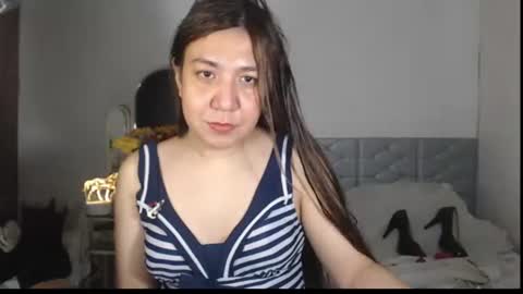 Stella online show from November 13, 2025, 8:52 pm