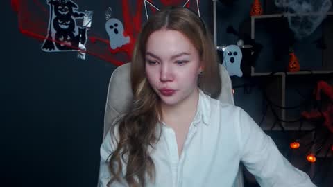 Snapshot of stellalights chatting on October 29, 2025, 1:24 pm stellalights online show from October 29, 2025, 1:24 pm