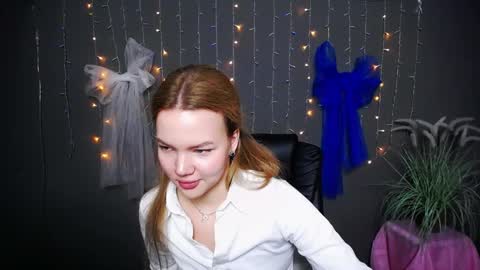 Snapshot of stellalights chatting on December 1, 2025, 7:24 am stellalights online show from December 1, 2025, 7:24 am