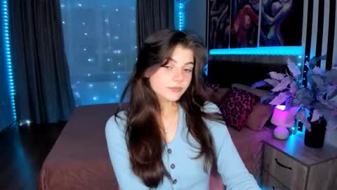 Snapshot of stellarainbow chatting on February 15, 2026, 2:14 pm StellaRainbow online show from February 15, 2026, 2:14 pm