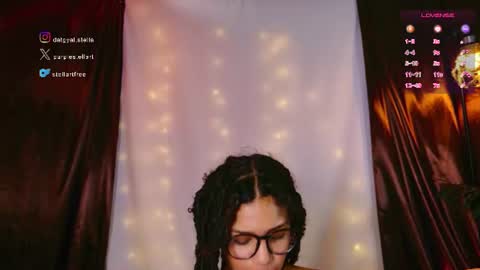 stellart_ online show from June 11, 2026, 1:27 am