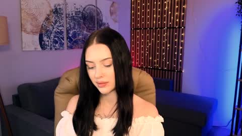 Stellary online show from December 9, 2024, 5:08 pm