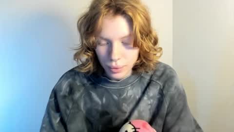 Snapshot of stellaswen chatting on October 16, 2025, 9:10 am S T E L L A online show from October 16, 2025, 9:10 am