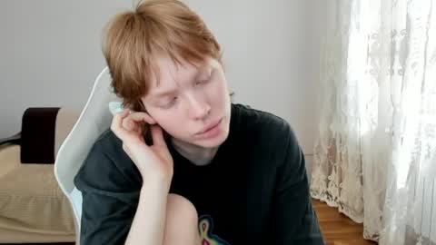 Snapshot of stellaswen chatting on May 28, 2026, 11:18 am S T E L L A online show from May 28, 2026, 11:18 am