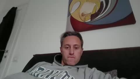 Snapshot of sten015 chatting on December 18, 2025, 1:50 pm sten015 online show from December 18, 2025, 1:50 pm