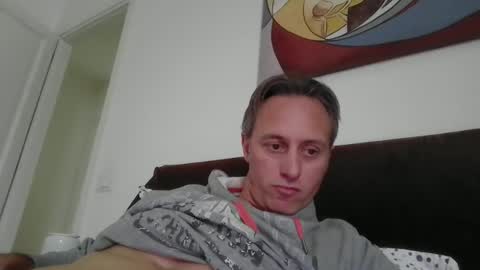 sten015 online show from March 18, 2026, 2:20 pm