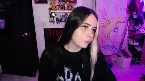 Snapshot of stephani_rousso chatting on June 29, 2026, 11:16 pm joha cosmo online show from June 29, 2026, 11:16 pm