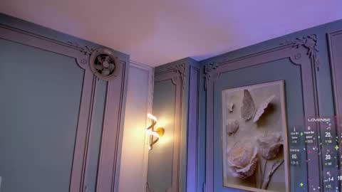         online show from November 5, 2025, 2:22 am