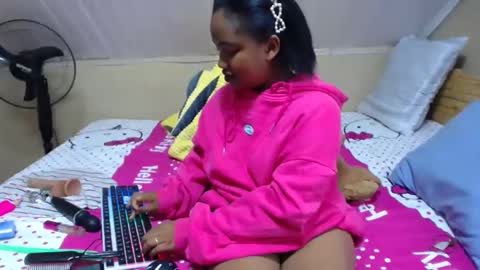 perfectly imperfect girl online show from December 19, 2024, 4:13 am