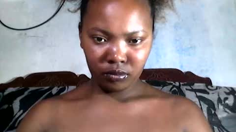 stephanie172 online show from November 12, 2025, 8:59 am