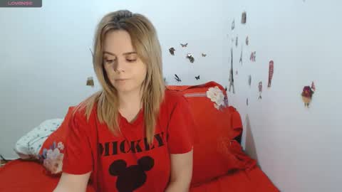 Snapshot of stephaniewild chatting on February 2, 2026, 11:09 am Stephanie online show from February 2, 2026, 11:09 am