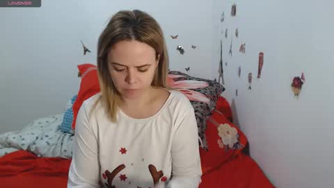 Snapshot of stephaniewild chatting on February 3, 2026, 11:26 am Stephanie online show from February 3, 2026, 11:26 am