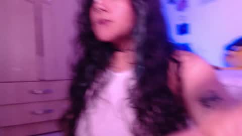 Snapshot of stephanifox chatting on December 17, 2024, 2:55 am Stephanie online show from December 17, 2024, 2:55 am