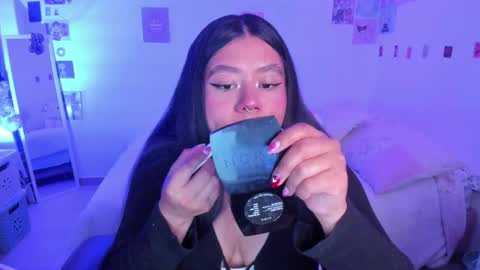 Snapshot of stephanifox chatting on January 18, 2025, 2:47 am Stephanie online show from January 18, 2025, 2:47 am