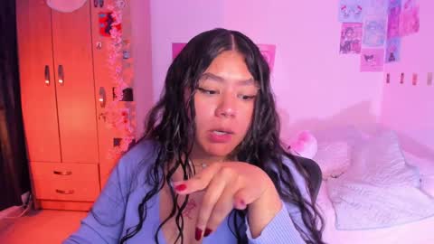 Snapshot of stephanifox chatting on February 12, 2025, 12:05 am Stephanie online show from February 12, 2025, 12:05 am