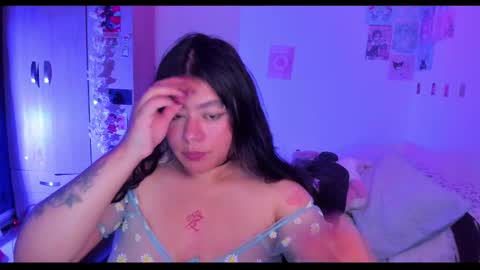 Snapshot of stephanifox chatting on February 16, 2025, 4:09 am Stephanie online show from February 16, 2025, 4:09 am