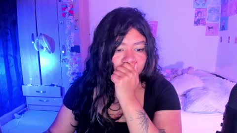 Snapshot of stephanifox chatting on February 20, 2025, 4:39 am Stephanie online show from February 20, 2025, 4:39 am