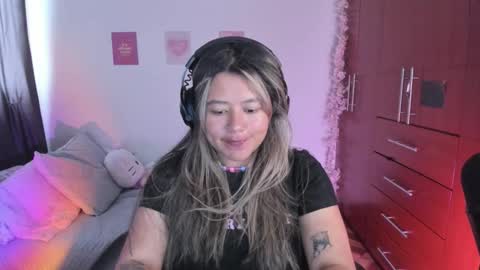 Snapshot of stephanifox chatting on September 21, 2025, 9:16 pm Stephanie online show from September 21, 2025, 9:16 pm