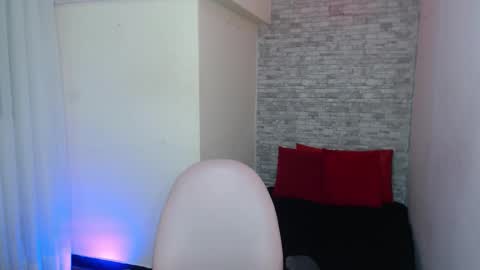 stephany_rodriguez_ online show from October 13, 2025, 7:03 pm