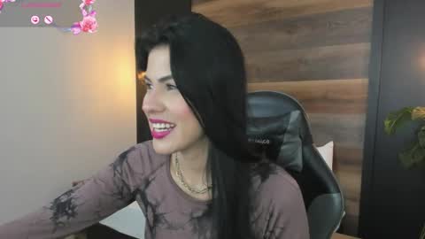 S T E P H A N Y A online show from April 13, 2026, 8:36 pm