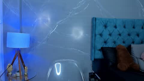 Stefanny online show from February 10, 2026, 1:32 am