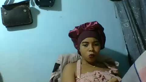 Snapshot of stephaolysca chatting on April 24, 2026, 7:05 pm stephaolysca online show from April 24, 2026, 7:05 pm