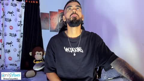 Snapshot of stephenbrown_ chatting on January 11, 2025, 3:02 am ................ online show from January 11, 2025, 3:02 am