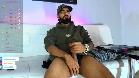 Snapshot of stephenbrown_ chatting on February 14, 2025, 5:09 am ................ online show from February 14, 2025, 5:09 am