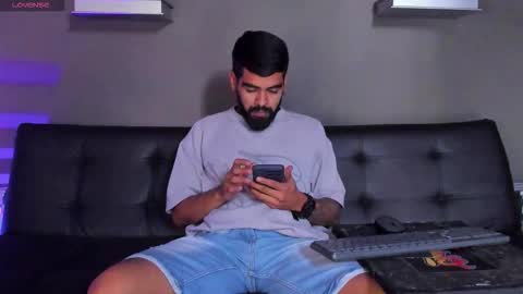 Snapshot of stephenbrown_ chatting on September 27, 2025, 7:52 pm ................ online show from September 27, 2025, 7:52 pm