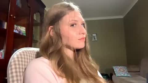 Hannah online show from August 3, 2026, 4:22 pm